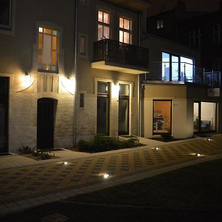 Homewell Apartments Pod Szczerbatym Poznań Eksteriør billede