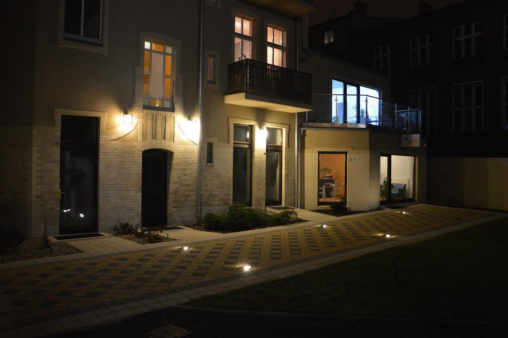 Homewell Apartments Pod Szczerbatym Poznań Eksteriør billede