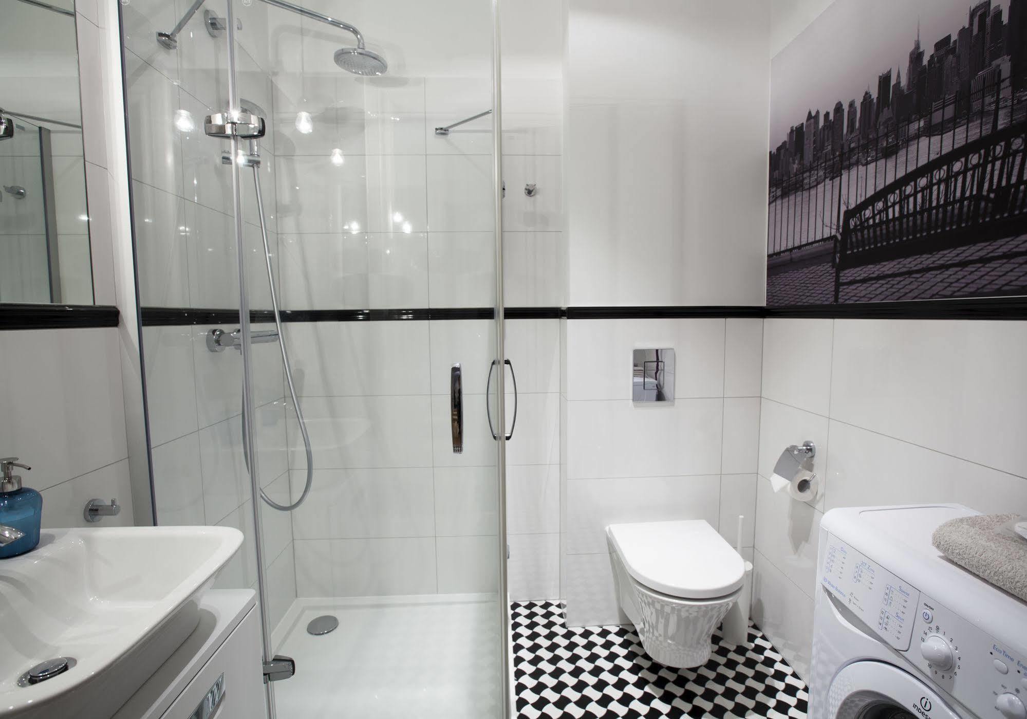 Homewell Apartments Pod Szczerbatym Poznań Eksteriør billede