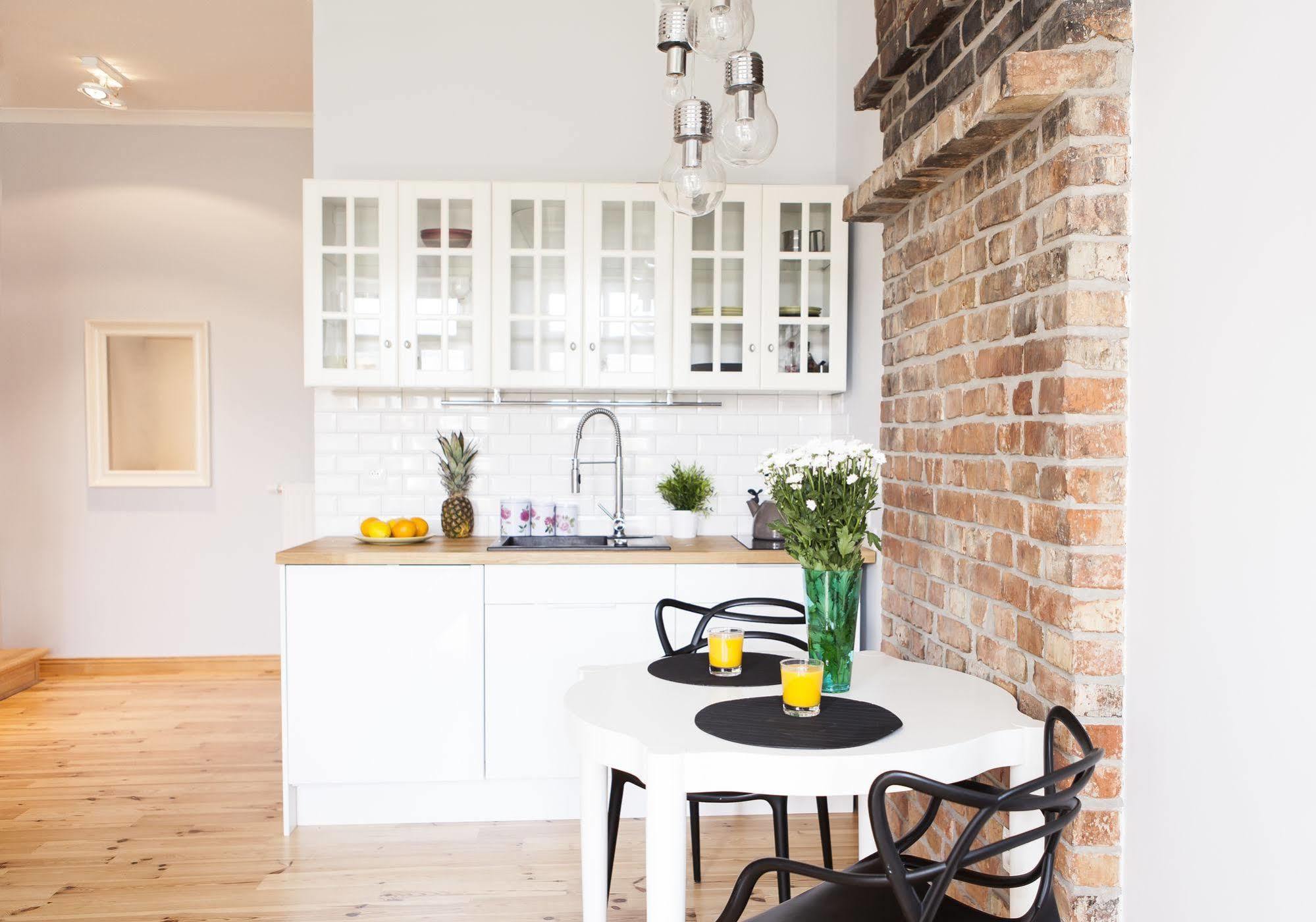 Homewell Apartments Pod Szczerbatym Poznań Eksteriør billede